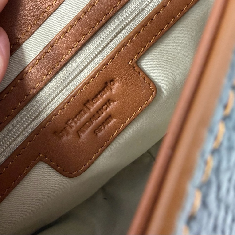 Spanish Made Black and Tan Leather Saddle Bag 100% Leather Artisan - Picture 7 of 7